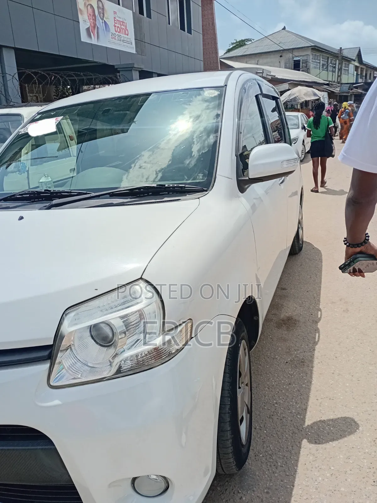 Toyota Sienta 2014 White