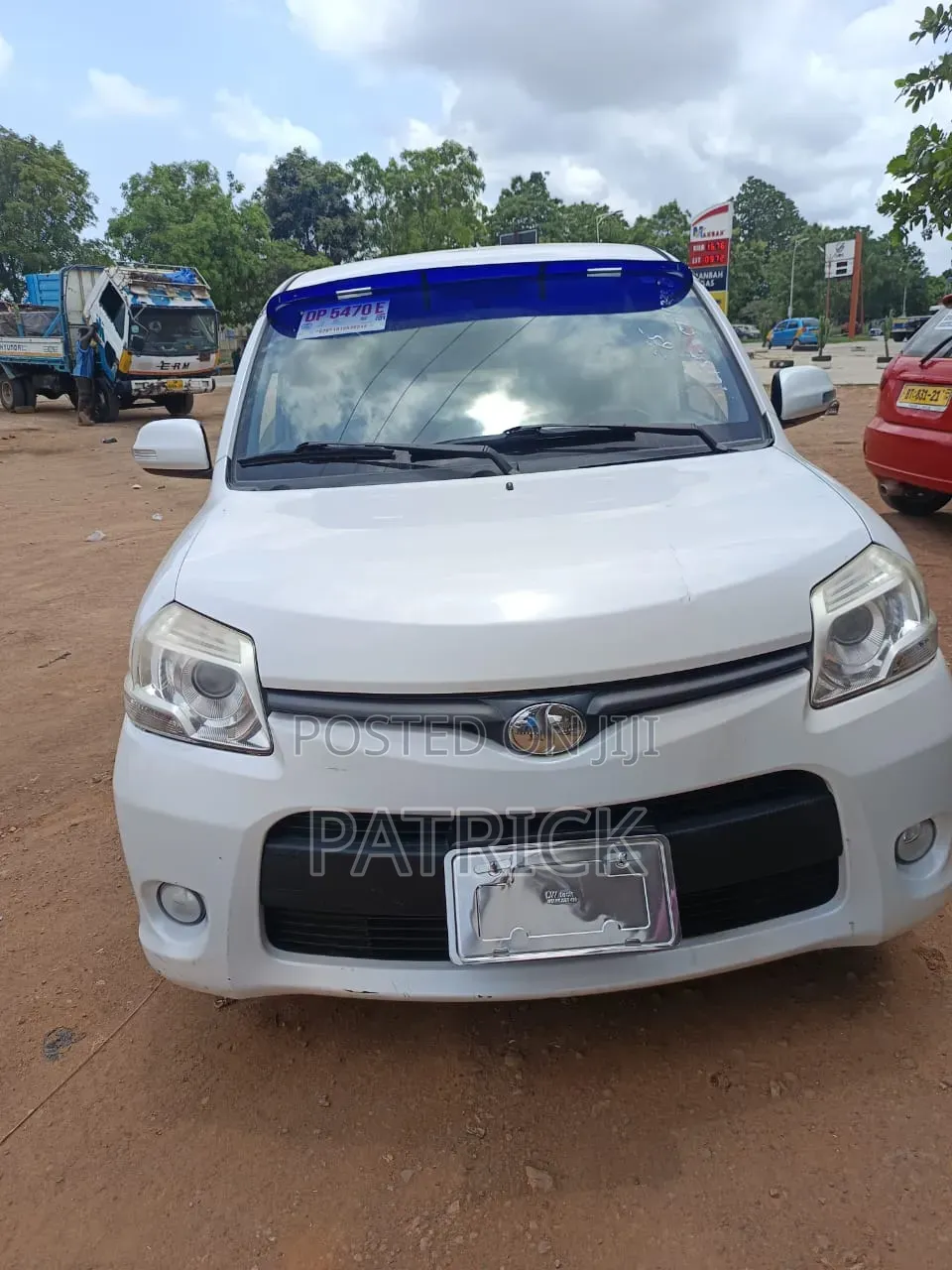 Toyota Sienta 1.5 FWD 2013 White
