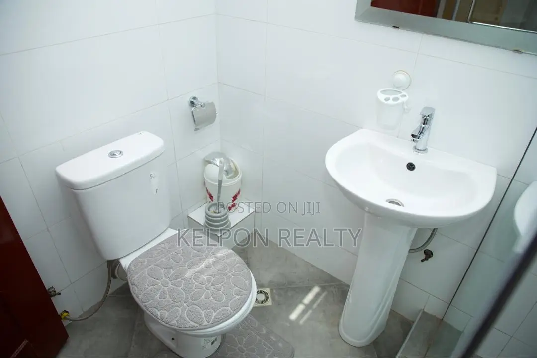 Furnished 4bdrm Duplex in Achimota, School Area for sale