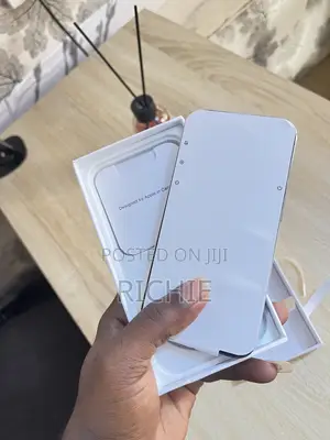 New Apple iPhone 14 Pro 256 GB White