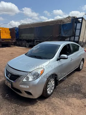 Nissan Sentra 2012 Silver