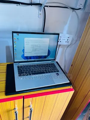New Laptop HP EliteBook 840 G9 16GB Intel Core i7 SSD 512GB