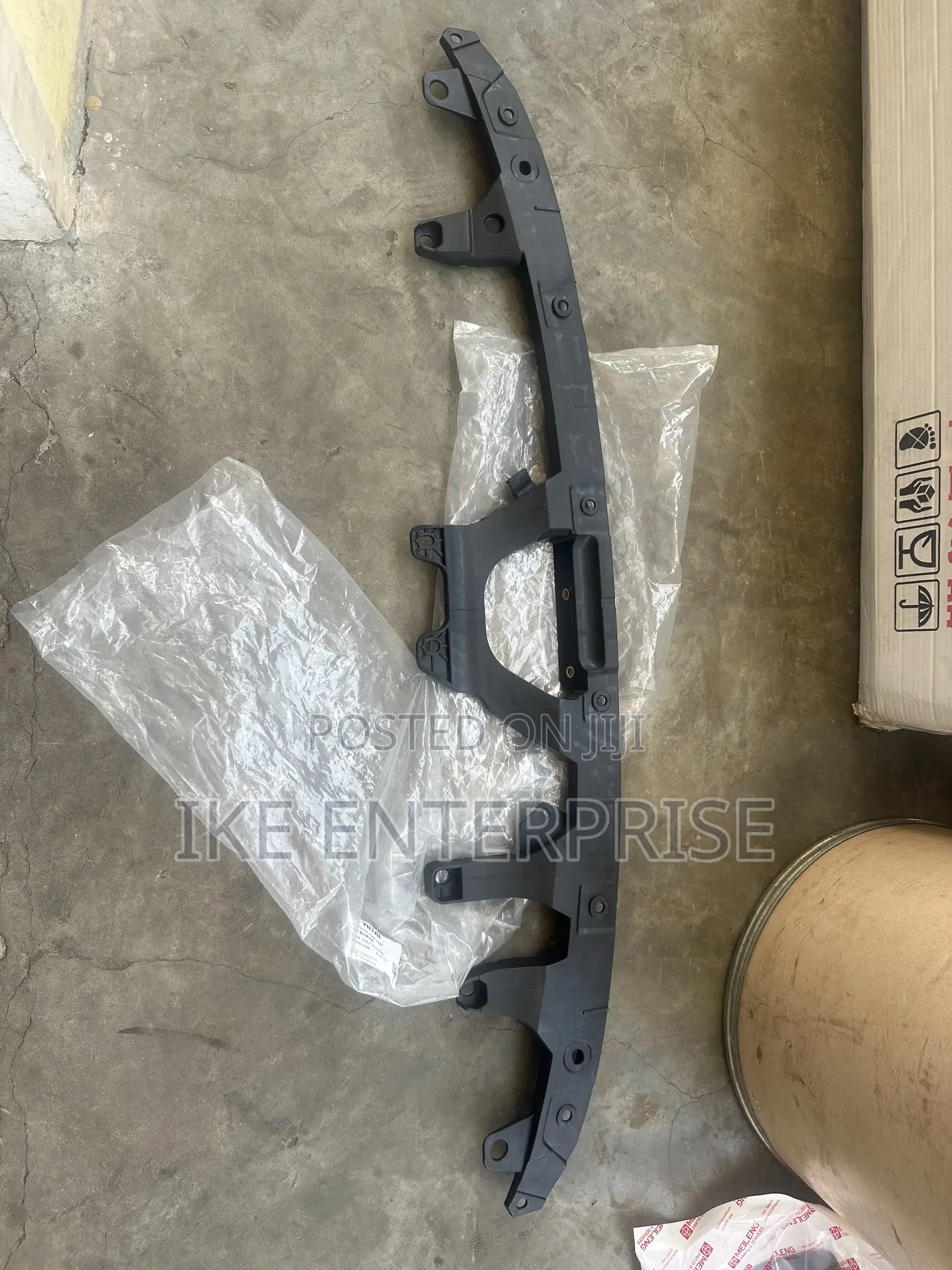 Honda Accord Grille Bracket 2018,2019,2020,2021,2022