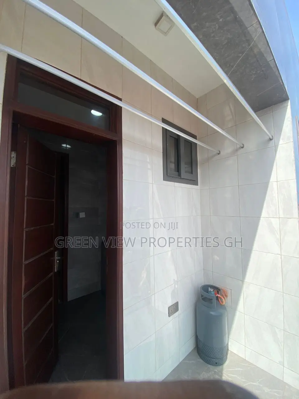 Furnished 3bdrm Apartment in Tseaddo for rent
