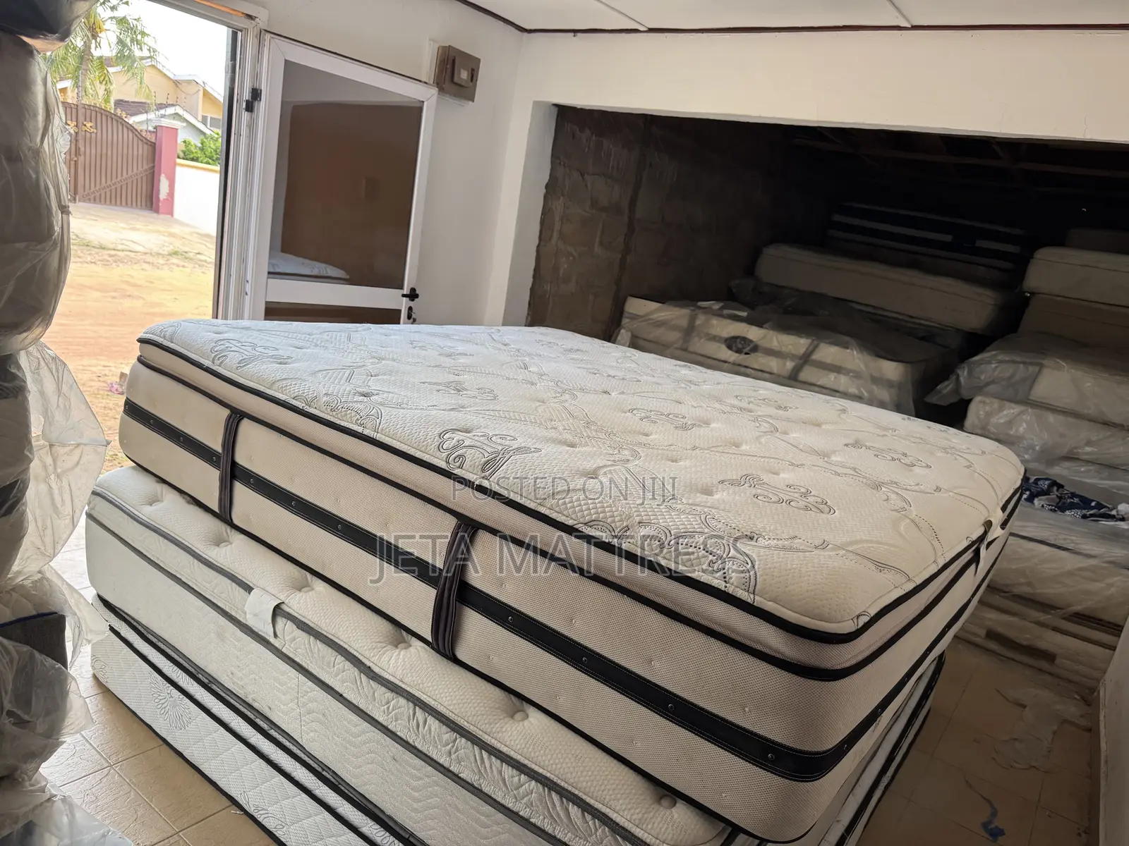 Beautyrest King Size 14 Inches