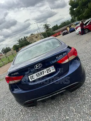 Hyundai Elantra GLS Sedan FWD (1.8L 4cyl 6A) 2013 Blue
