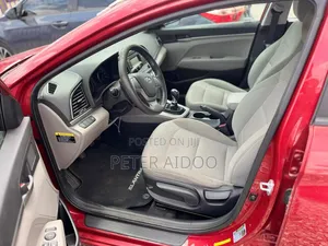 Hyundai Elantra 2018 Red