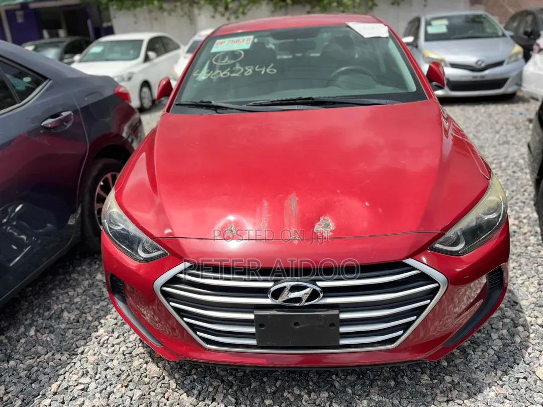 Hyundai Elantra 2018 Red