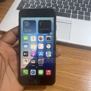 Apple iPhone SE (2020) 64 GB Black