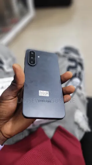 New Samsung Galaxy A17 5G 128 GB Gray