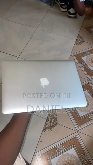 Laptop Apple MacBook Air 2017 8GB Intel Core i5 SSD 256GB