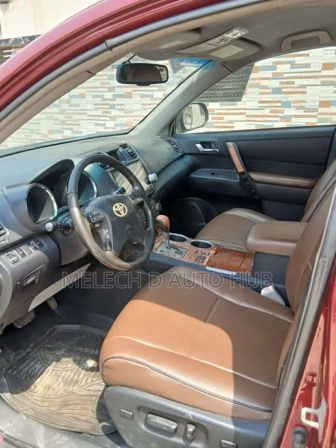Toyota Highlander Limited 2010 Red
