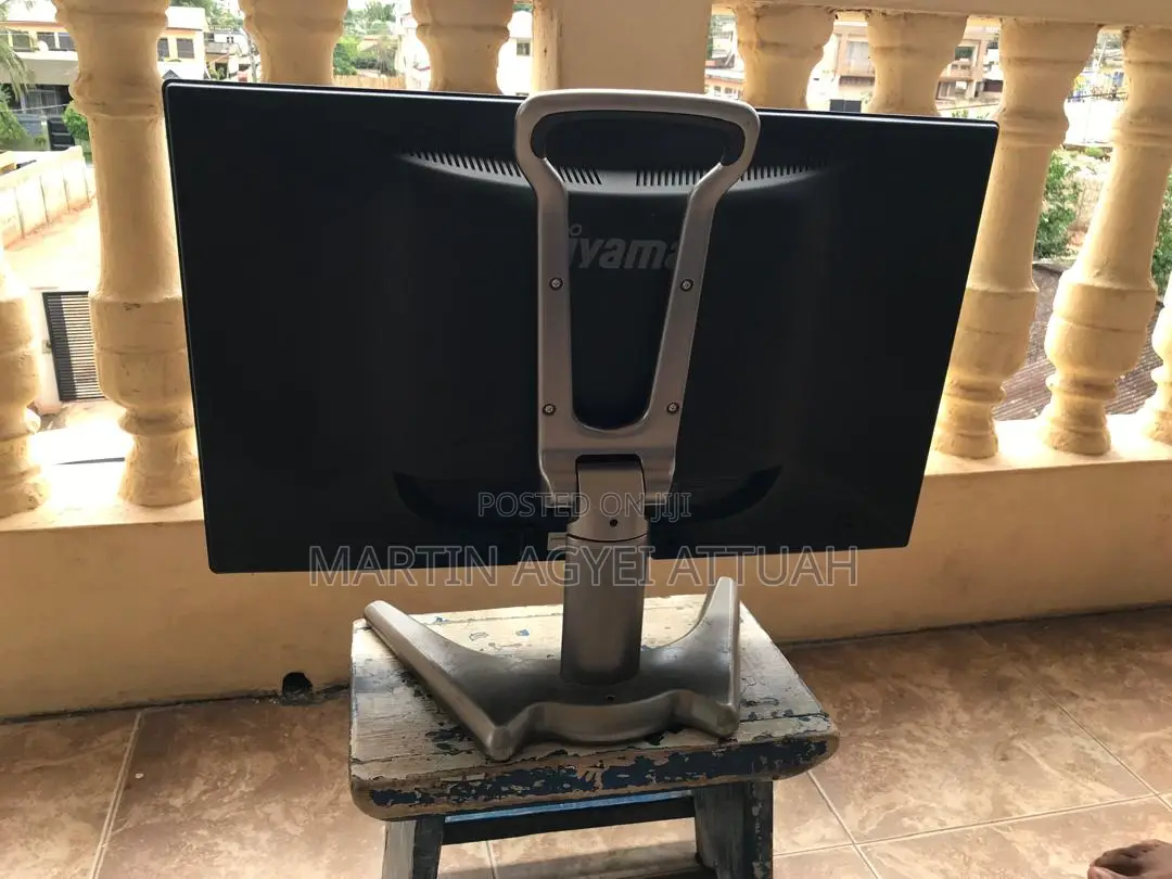 27 Inches Gaming Monitor