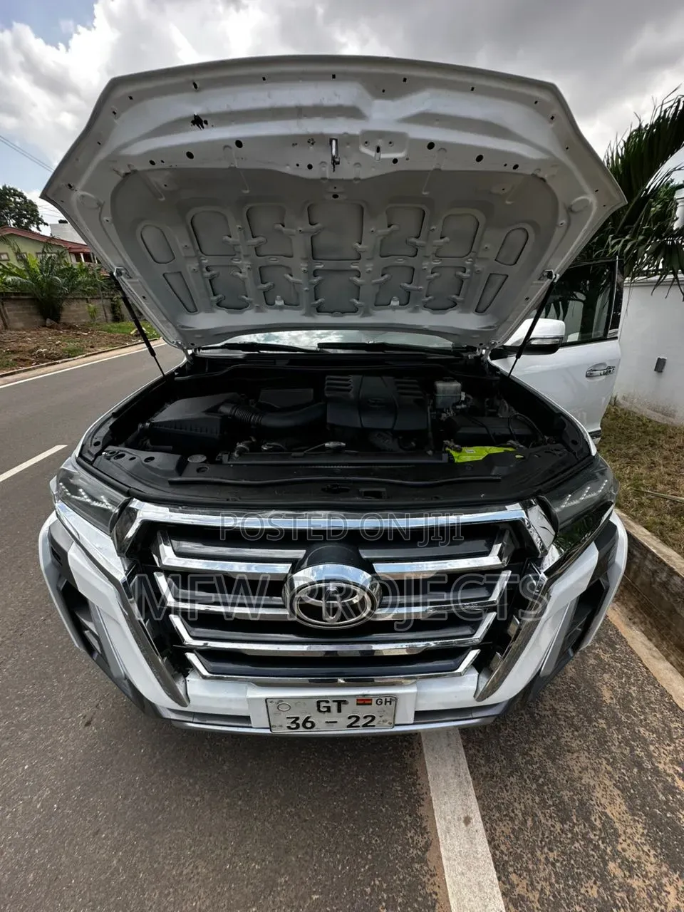 Toyota Land Cruiser 4.0 V6 GX-R 2013 White