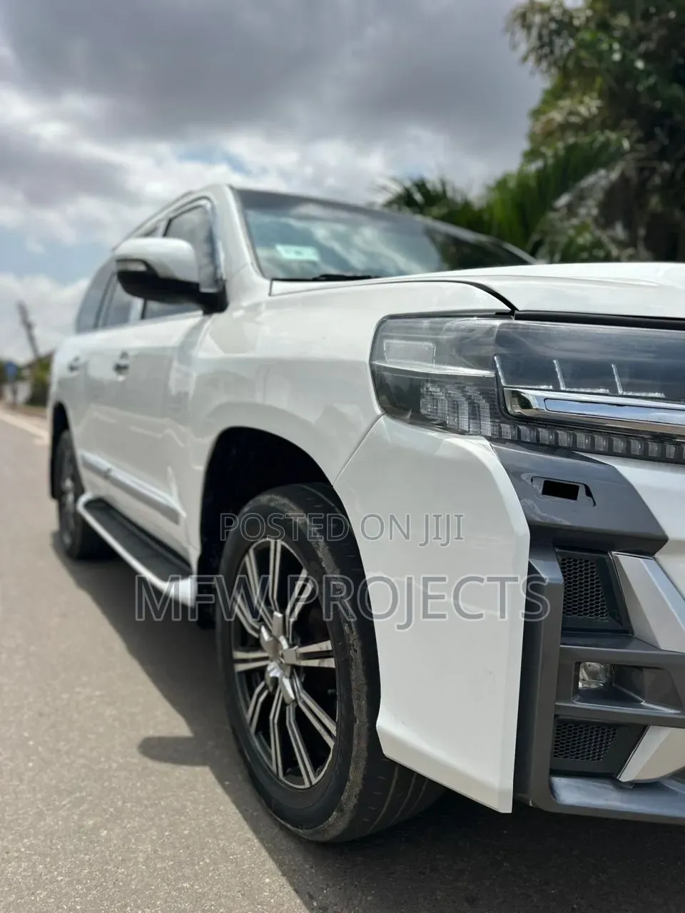 Toyota Land Cruiser 4.0 V6 GX-R 2013 White
