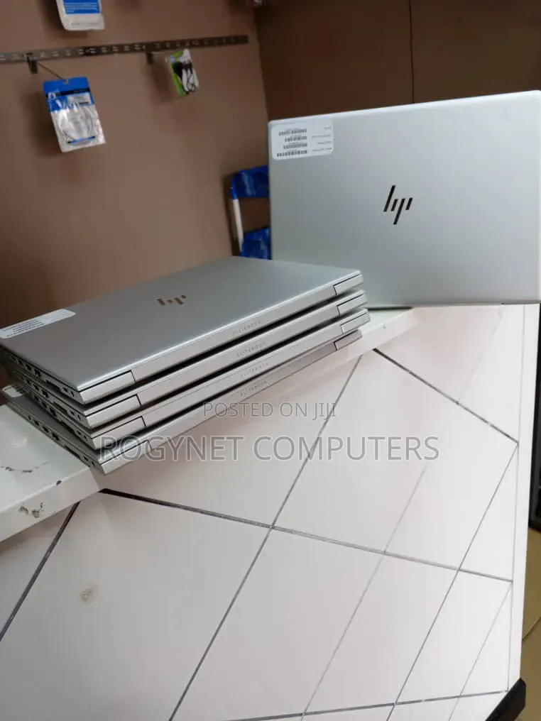 Laptop HP EliteBook 735 G6 16GB AMD Ryzen 5 SSD 256GB