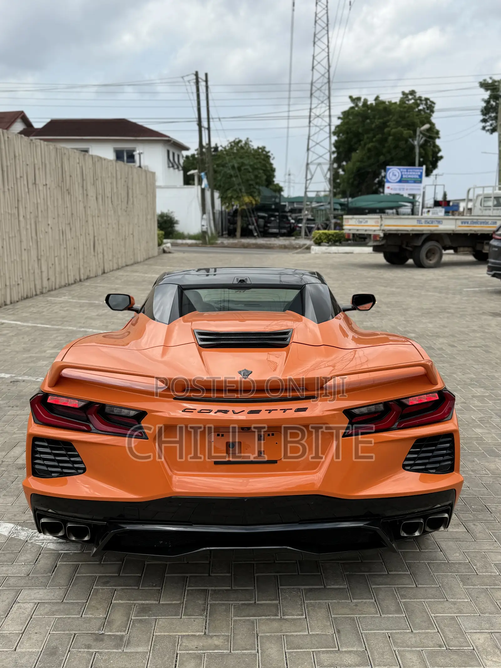 Chevrolet Corvette Stingray Convertible w/2LT 2023 Orange