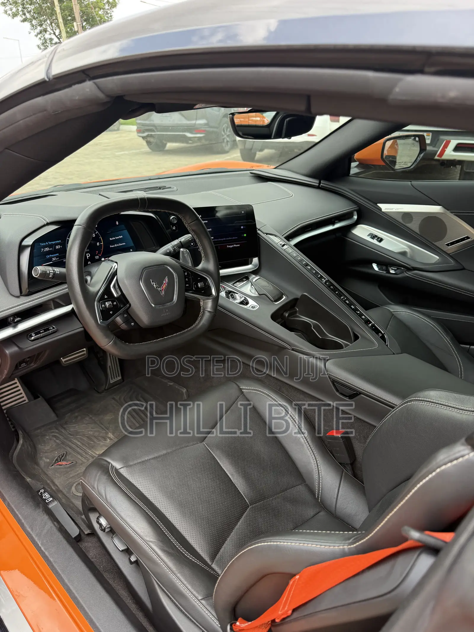 Chevrolet Corvette Stingray Convertible w/2LT 2023 Orange