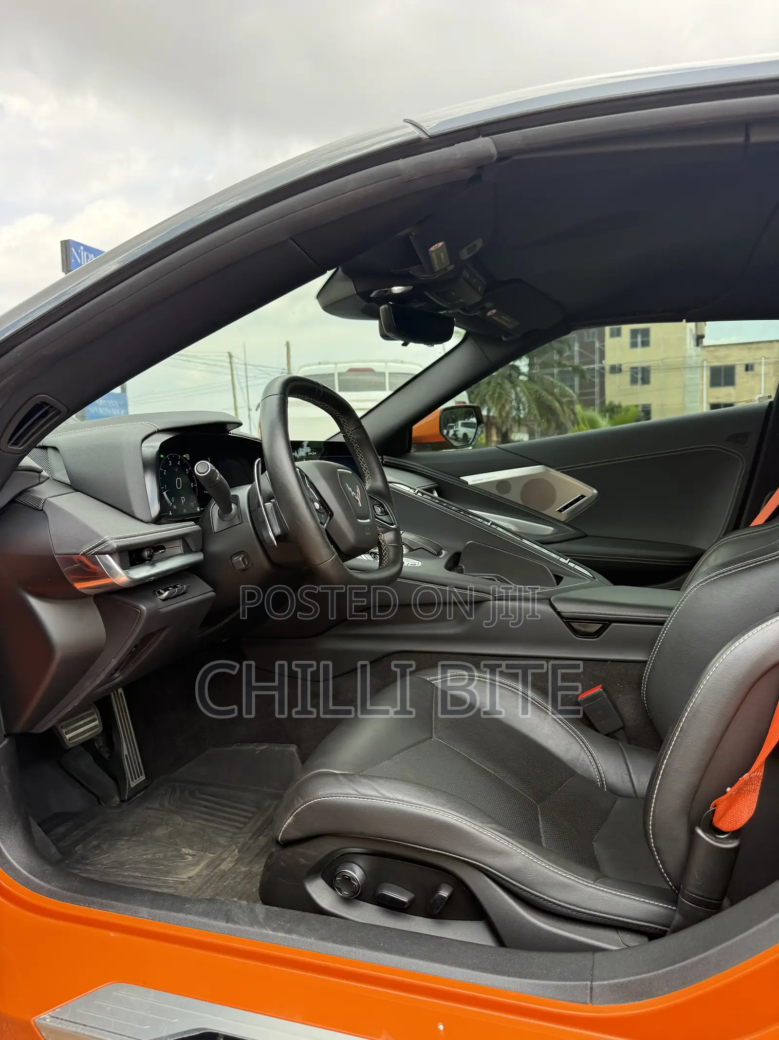 Chevrolet Corvette Stingray Convertible w/2LT 2023 Orange