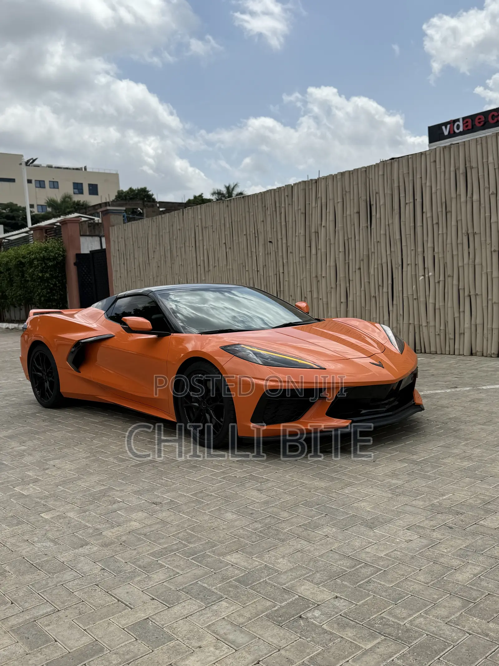 Chevrolet Corvette Stingray Convertible w/2LT 2023 Orange