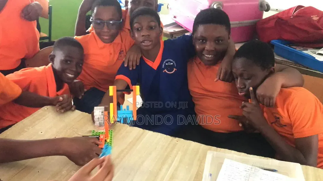 Looking for Stem Facilitator