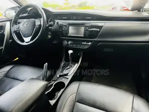 Toyota Corolla Altis 2015 Gray