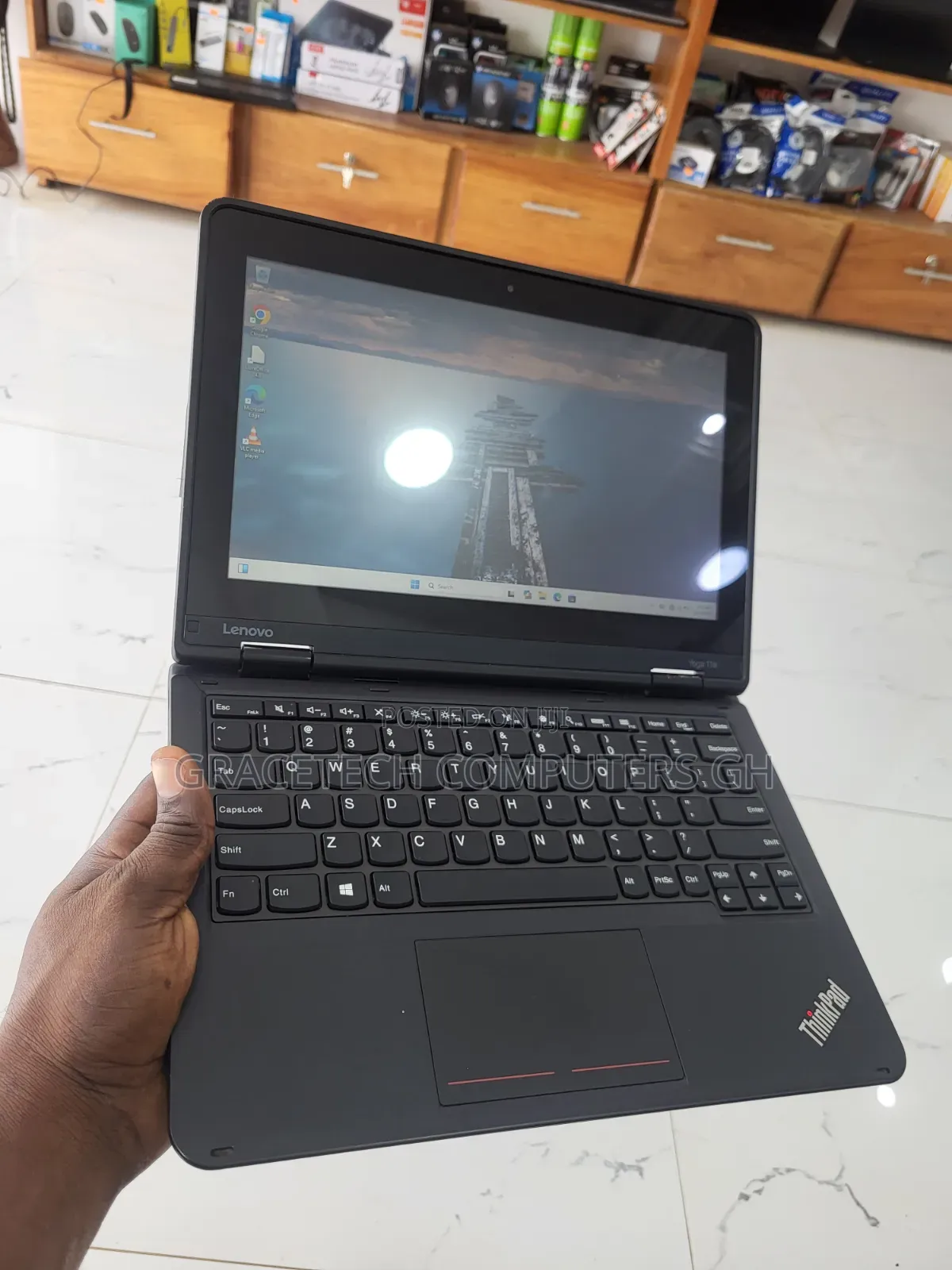 Laptop Lenovo Yoga 11e 4GB Intel Celeron SSD 128GB
