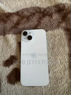 Apple iPhone 15 128 GB White