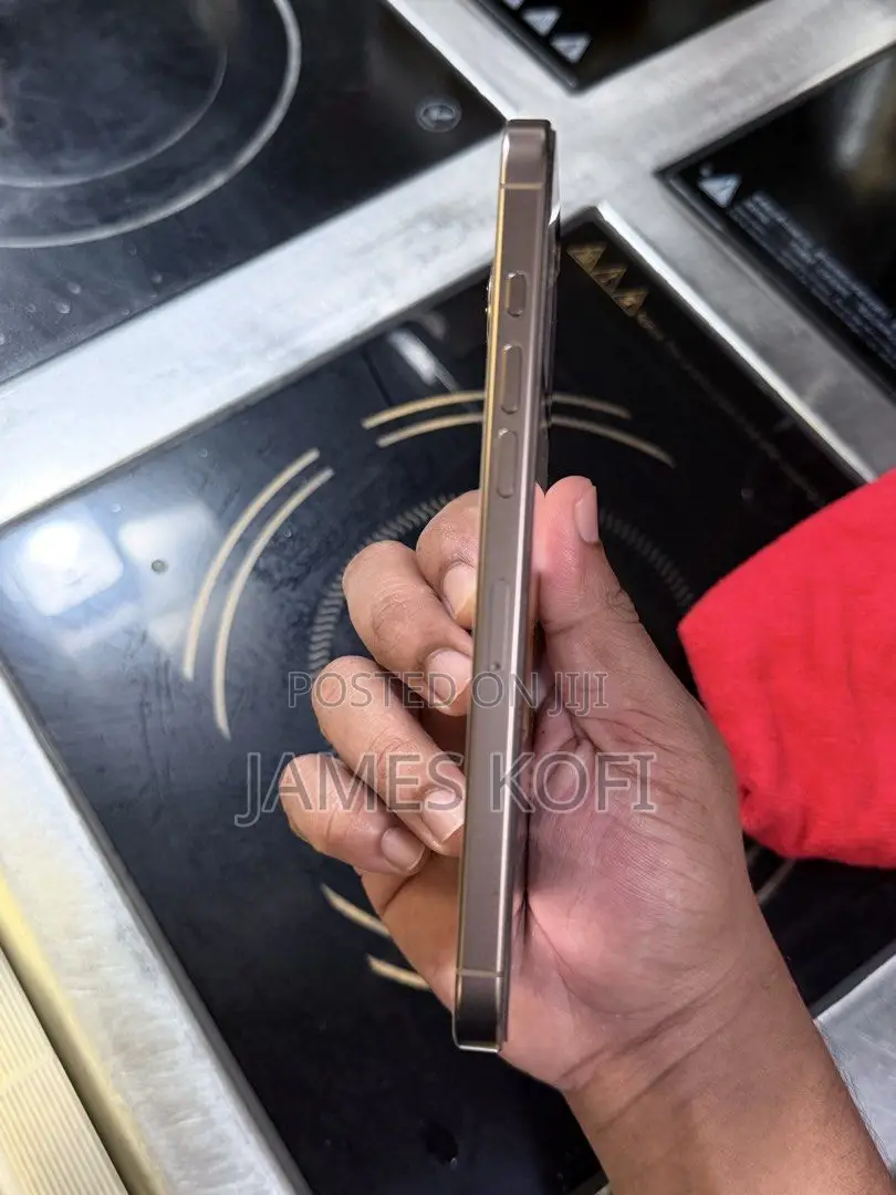 Apple iPhone 16 Pro Max 512 GB Gold