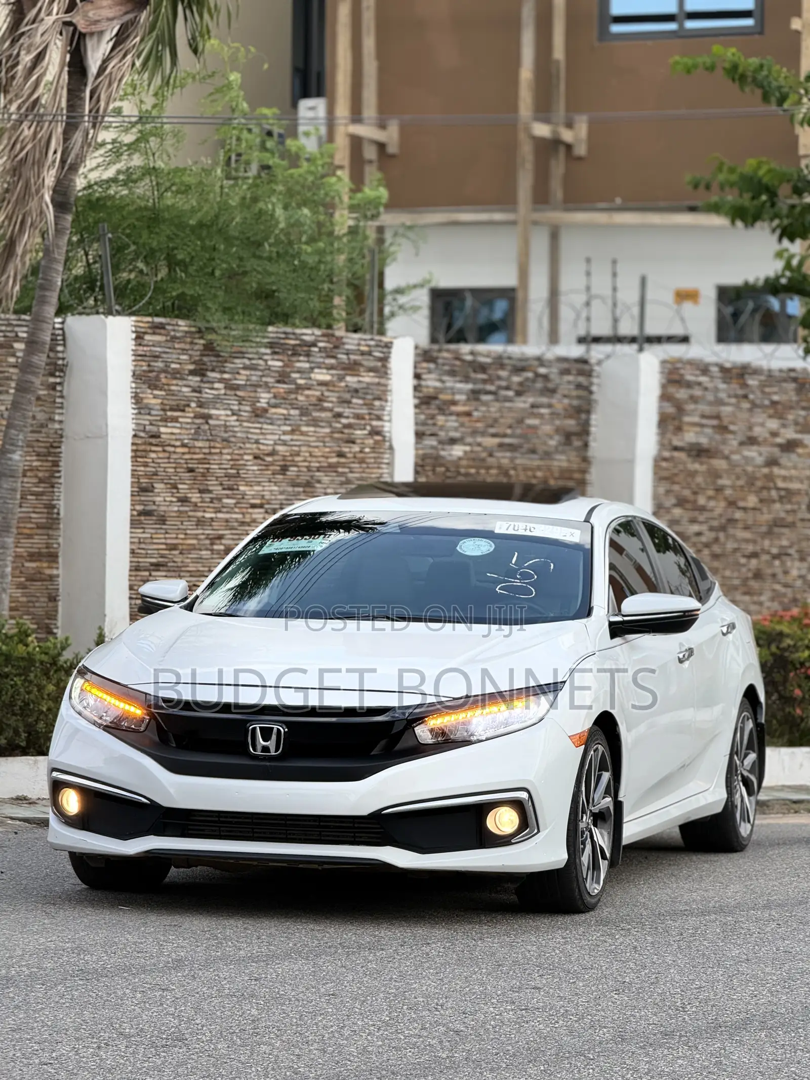 Honda Civic Touring Sedan 2020 White