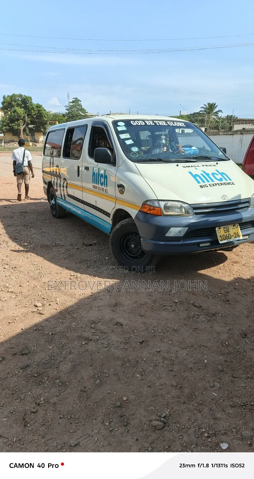 Toyota HiAce 2000 White