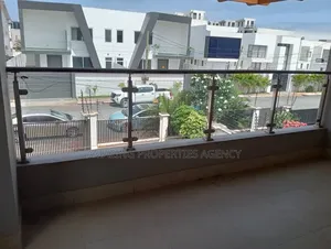 4bdrm House in Tse-Addo, Airport Residential Area for rent