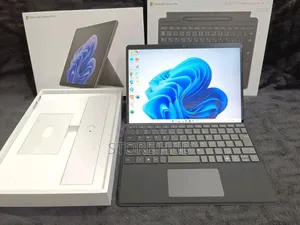 New Laptop Microsoft Surface Pro 9 16GB Intel Core i7 SSD 1T