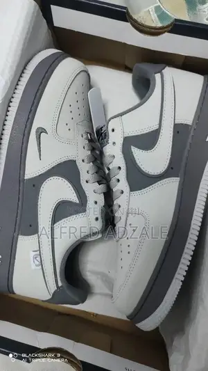 Nike Air Force 1