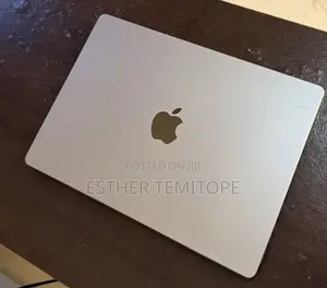 Laptop Apple MacBook Pro 2023 M3 8GB Apple M3 SSD 500GB