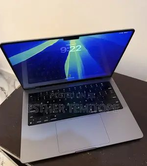 Laptop Apple MacBook Pro 2023 M3 8GB Apple M3 SSD 500GB