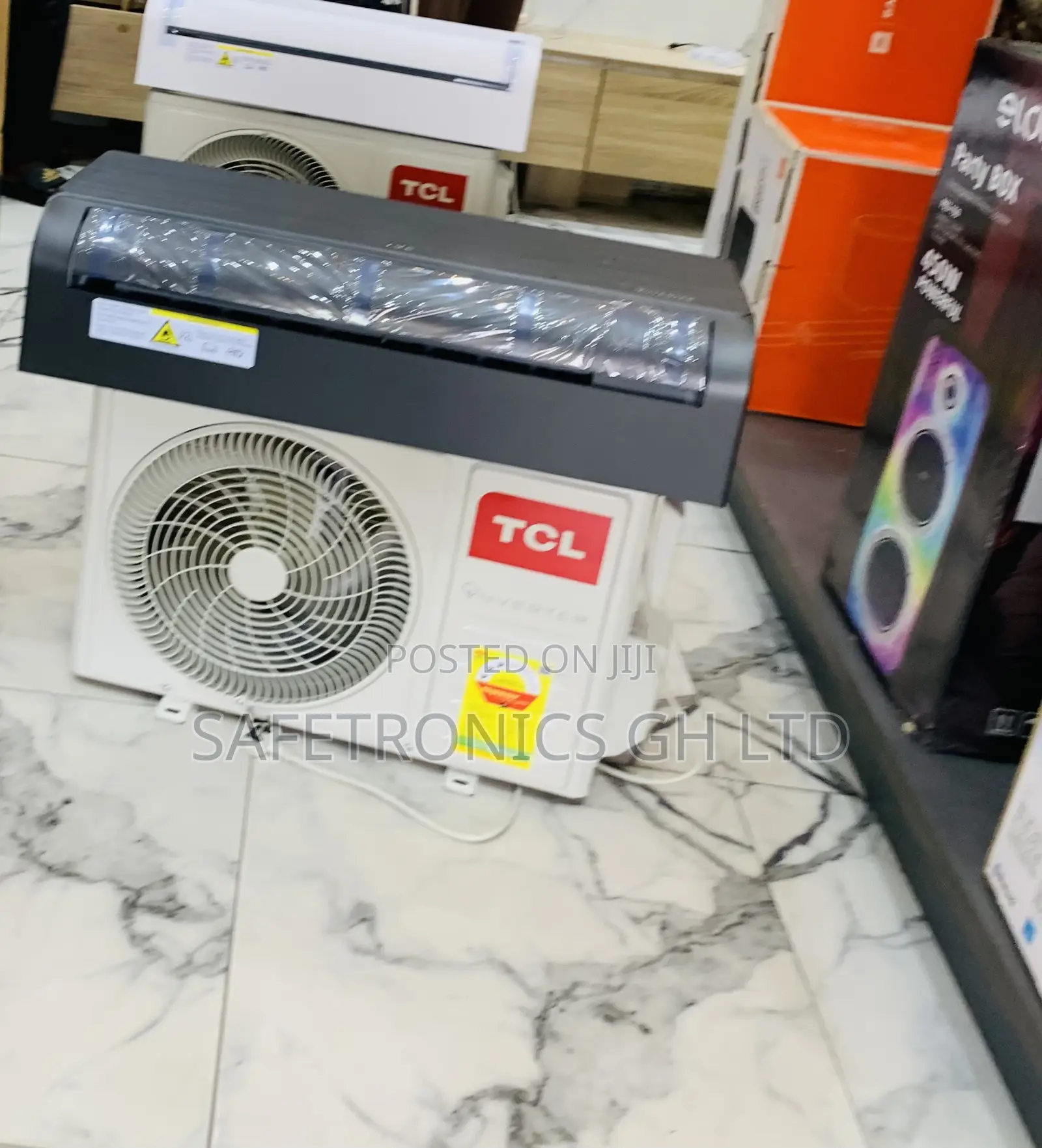 High Efficiency TCL 2.5hp R410 Inverter Aircon Grey Black Mirror Glass