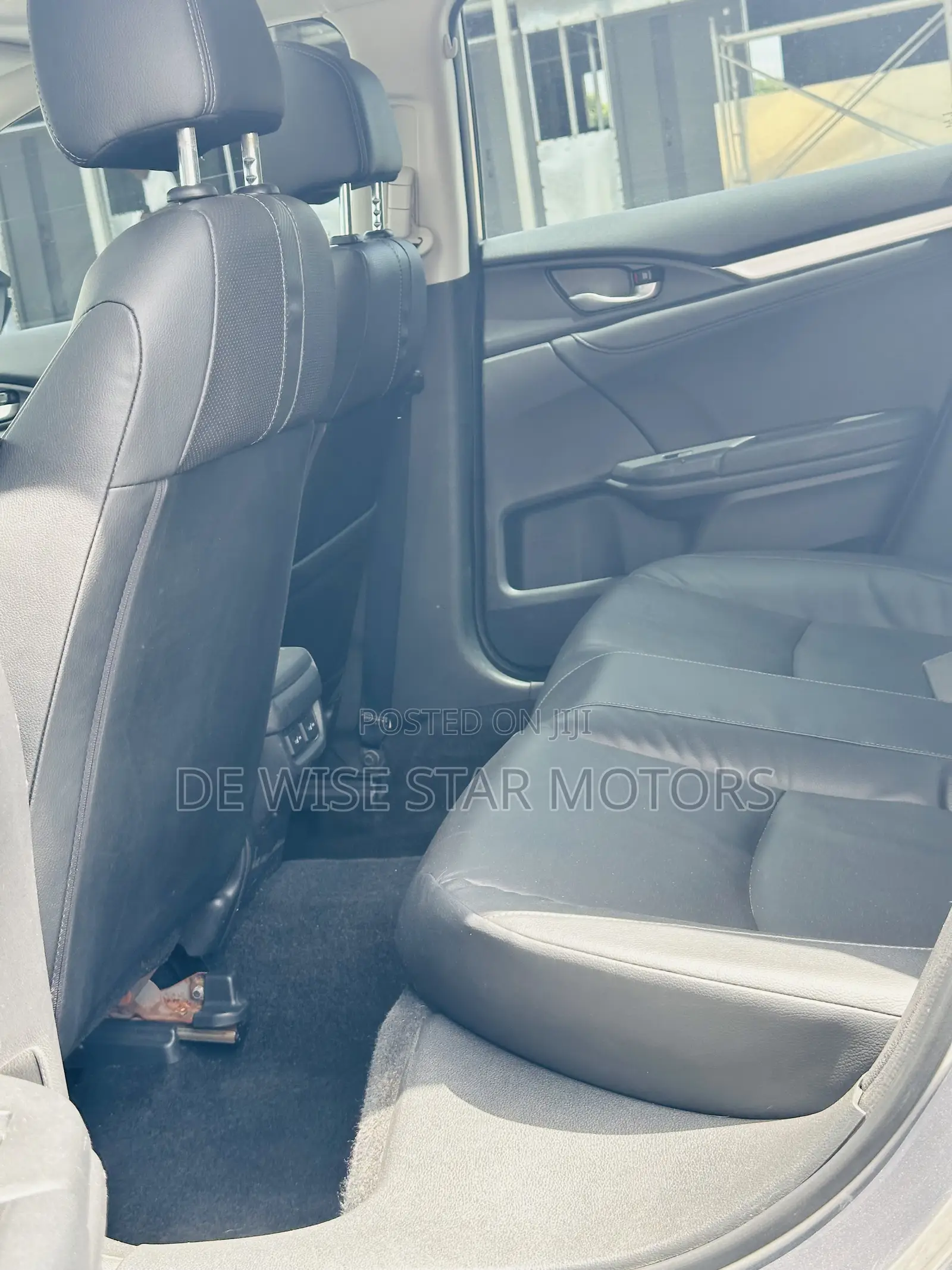 Honda Civic Touring 4dr Sedan (1.5L 4cyl) 2016 Silver