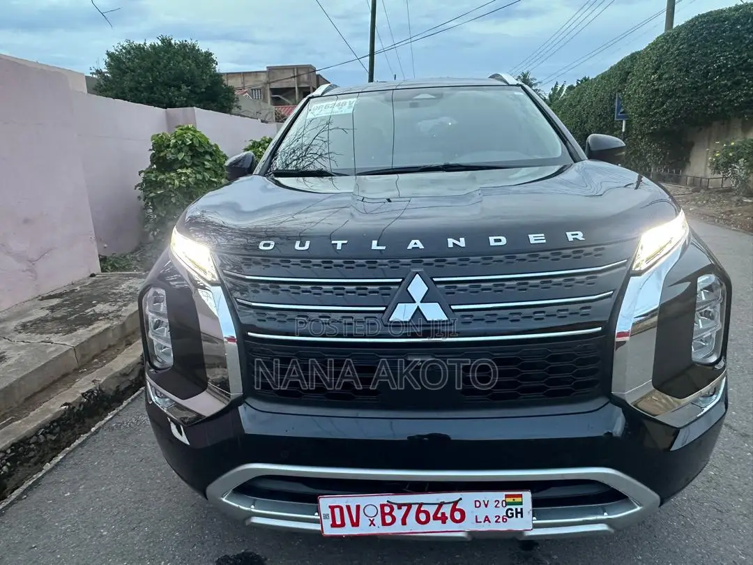 Mitsubishi Outlander SEL 2023 Black