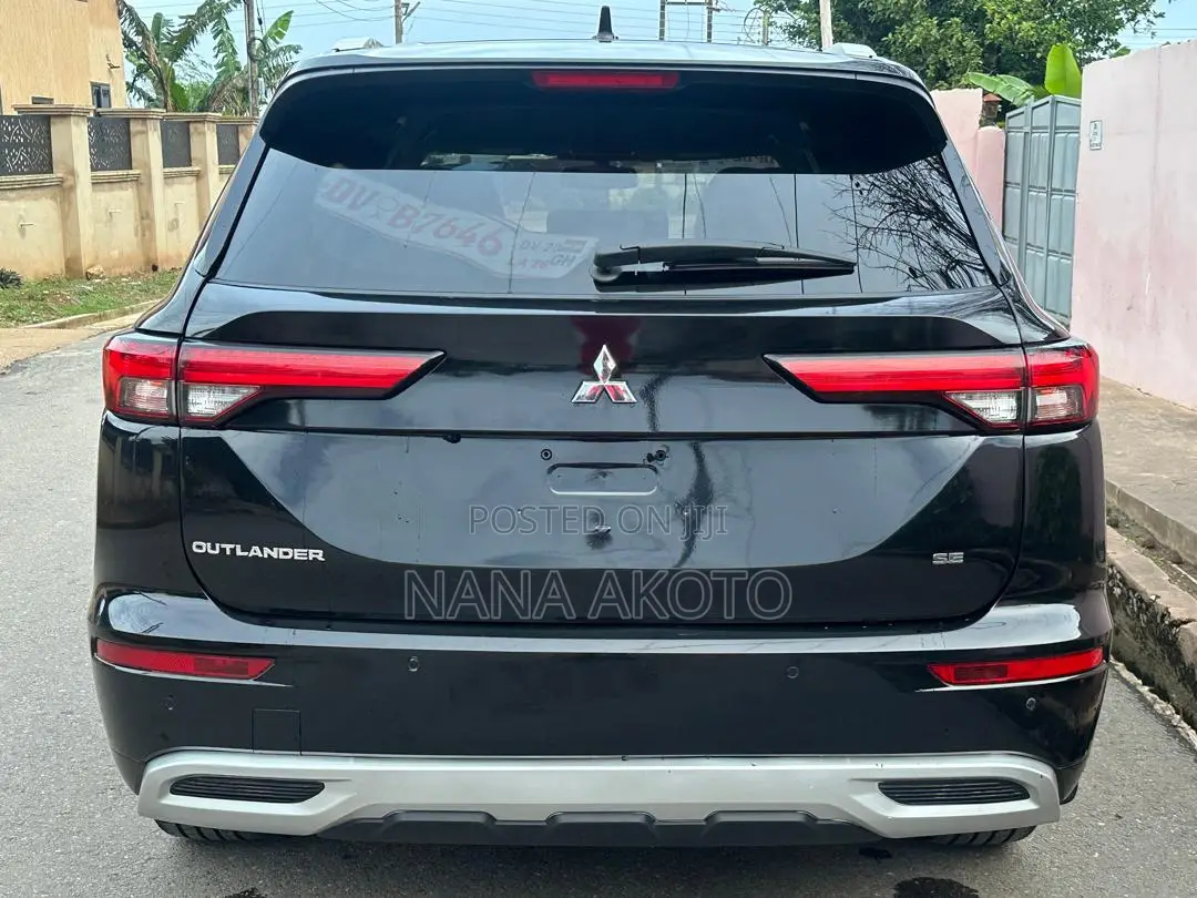 Mitsubishi Outlander SEL 2023 Black