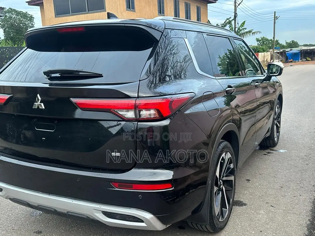 Mitsubishi Outlander SEL 2023 Black