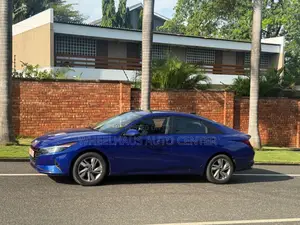 Hyundai Elantra SEL 2021 Blue
