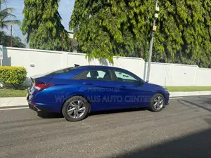 Hyundai Elantra SEL 2021 Blue