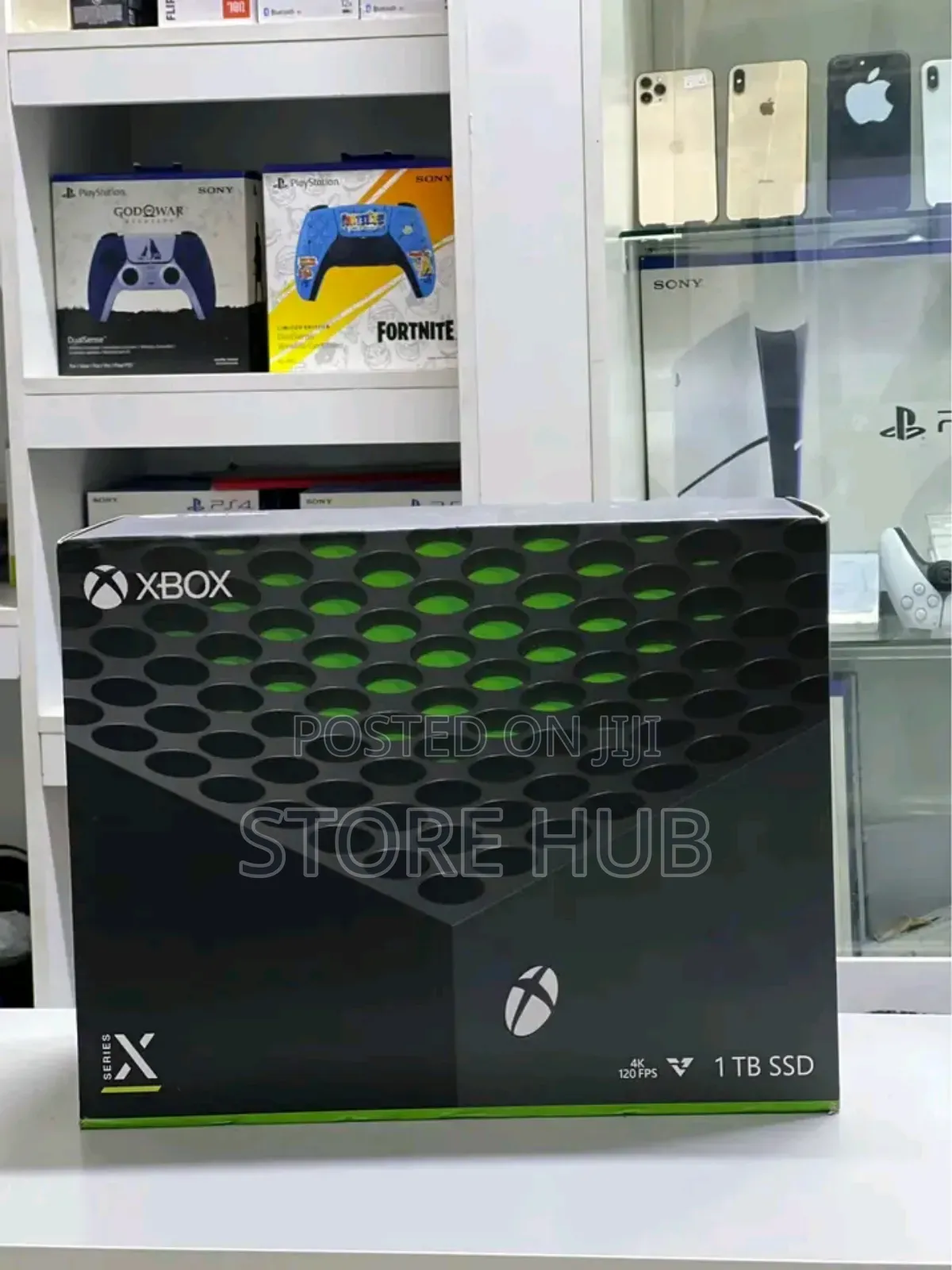 Xbox Series X in Box