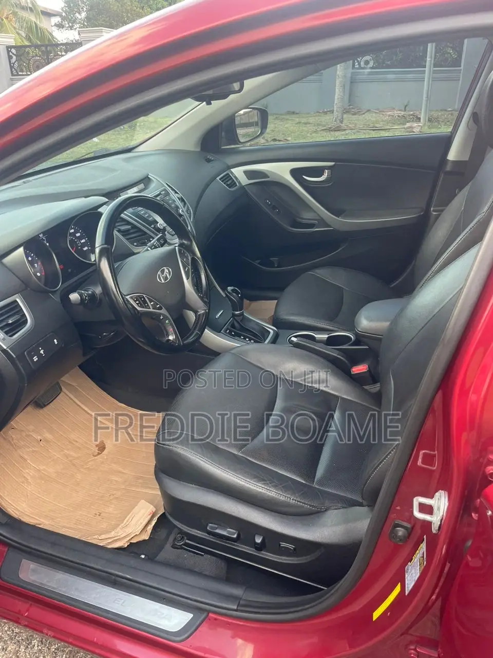 Hyundai Elantra 2016 Red