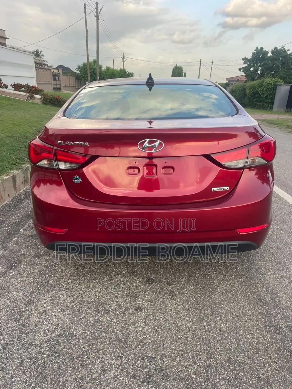 Hyundai Elantra 2016 Red