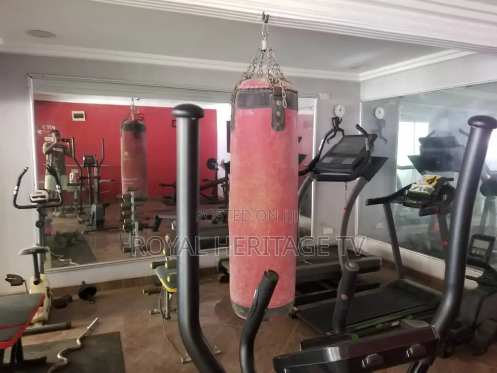 4 Bedroom Executive Home With Gym, Bar Pool Table