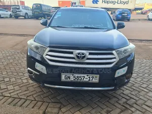 Toyota Highlander 3.5L 4WD 2013 Gray