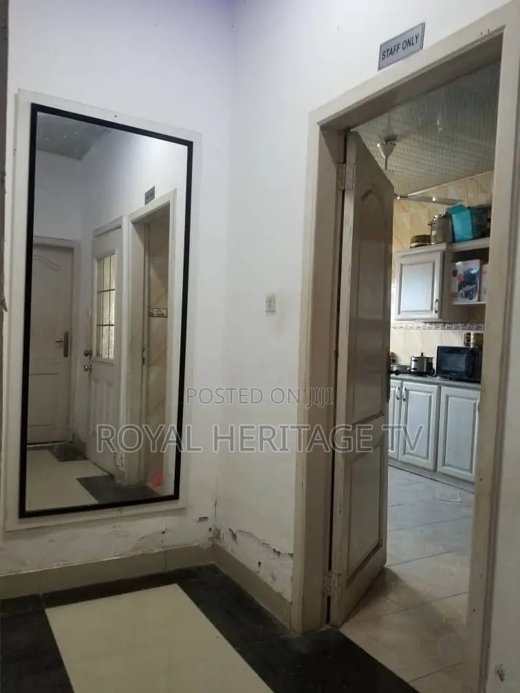 4 Bedroom Executive Home With Gym, Bar Pool Table