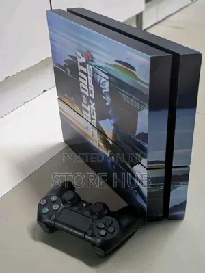 Play Station 4